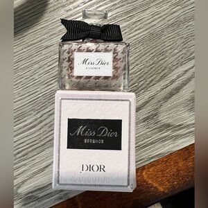 Dior Miss Dior Essence sample size 5ml